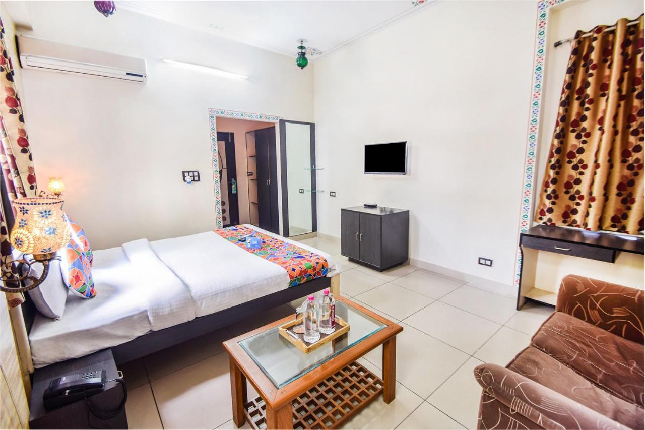 Fabhotel Everest International Udaipur Exterior photo